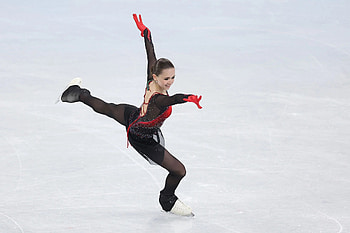 2022 Olympics, Kamila Valieva, Figure skating controversy, Unforeseen conflict HD wallpaper