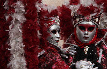 Venice Carnival, white, mask, carnival, man, girl, feather, venice, womanb, red, couple HD wallpaper