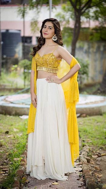 Raashi Khanna, Actress HD phone wallpaper