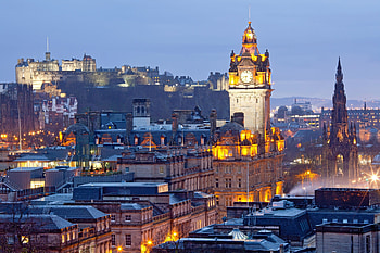 Edinburgh skyline, Medieval beauty, Royal history, Scottish allure HD wallpaper