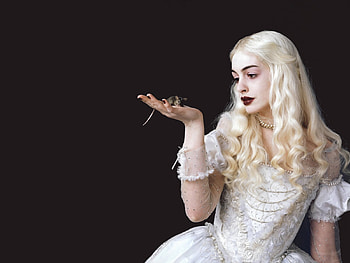 The White Queen, blonde, hathaway, babe, lady, in, alice, wonderland, lips, anne, sexy, white, blond, eyes, hot, girl, beautiful, woman, face, hair, queen, legs HD wallpaper