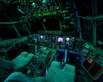 C-130 cockpit HD wallpaper