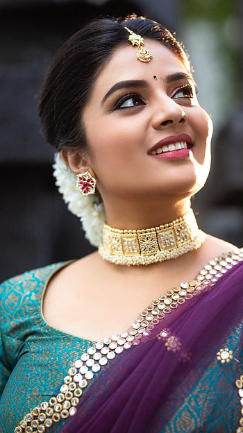 Sreemukhi, telugu actress, model HD phone wallpaper