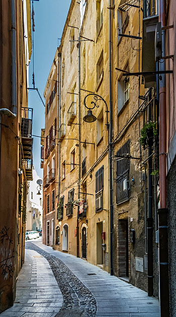 Bosa, Cagliari's old town, Sardinian history, Captivating streets HD phone wallpaper