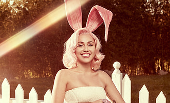Miley Cyrus, easter, smile, hoot, 2018 HD wallpaper