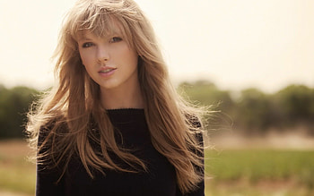 Taylor Swift, Captivating smile, Elegant style, Red carpet HD wallpaper
