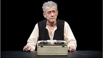 John Hurt, Beckett's Krapp's Last Tape, Career-defining performance, Acting masterpiece HD wallpaper