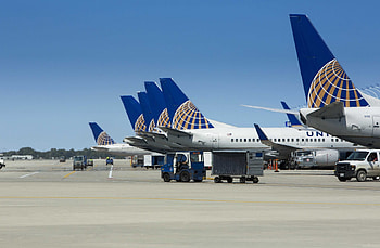 United Airlines, Travels, Flight attendants, Face mask HD wallpaper