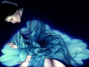 Beautiful lady flower blue, blue, dreamming, light, flower, woman, dream HD wallpaper