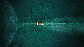 In the Heart of the Sea (2022) movie HD wallpaper