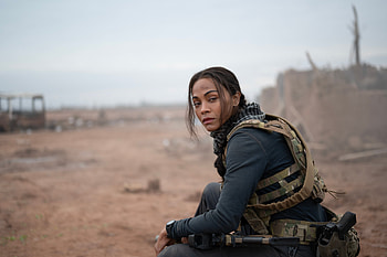 Special Ops: Lioness — Quad Desert Operative, Zoe Saldana, TV Show, Special Ops: Lioness HD wallpaper