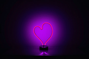 Love, heart, neon, purple light, minimal HD wallpaper
