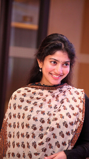 Sai pallavi, love story HD phone wallpaper