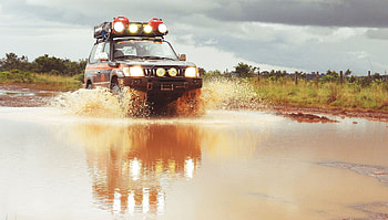 Toyota Prado, Off-road Driving HD wallpaper