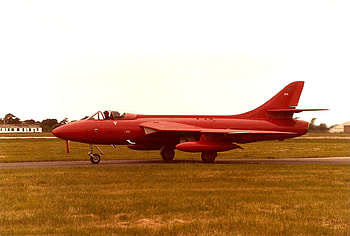 Hawker Hunter ?, what type, old, not sure, red HD wallpaper