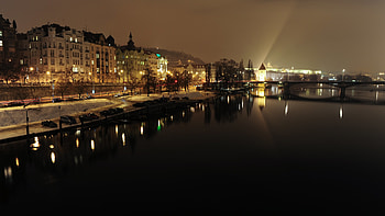 Vltava River, Prague HD wallpaper