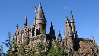 Hogwarts, castle backgrounds, Wizarding world HD wallpaper
