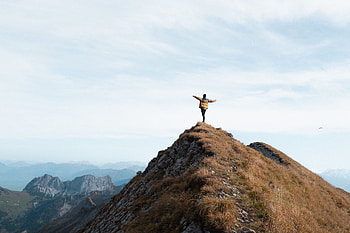 dom, Mountain, Vertex, Top, Miscellanea, Miscellaneous, Human, Person, Loneliness HD wallpaper