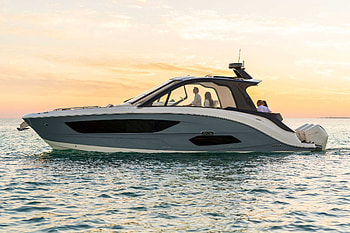 Designworks, Sea Ray collaboration, Luxury pleasure boat, New design language HD wallpaper