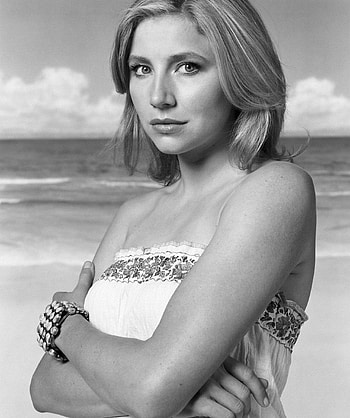 Sarah Chalke, Imgur album, Captivating collection, Visual delight HD phone wallpaper