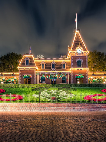 Disneyland, U, Ultra high definition, Theme parks HD phone wallpaper