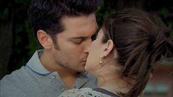 Emir and Feriha, Love story, Aatay Ulusoy, Unforgettable chemistry HD wallpaper
