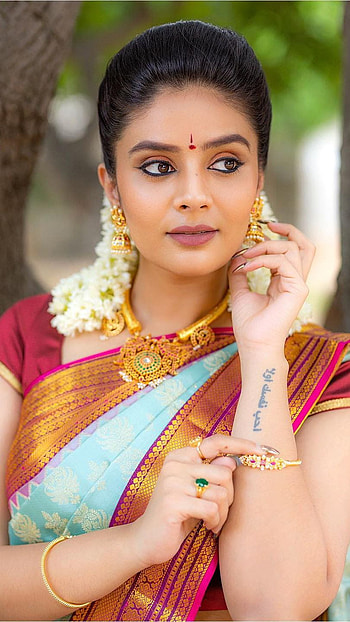 Sreemukhi, telugu actress, model, gorgeous, saree beauty, beautiful HD phone wallpaper