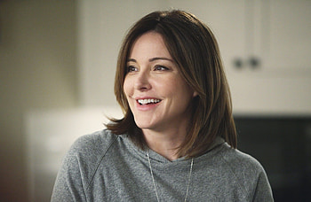 Christa Miller, Versatile Actress, Memorable Roles, Fan-favourite Performances HD wallpaper