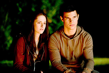 Twilight Eclipse, twilight, wolf, vampire, eclipse, forest HD wallpaper