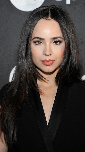 Sofia Carson, hollywood actress, model, sexy gorgeous HD phone wallpaper