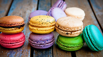 colorful macaron cookies, Dessert , U TV, Sweet treats HD wallpaper