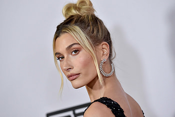 Hailey Bieber, Beauty tips, Radiant skin, Natural glow HD wallpaper
