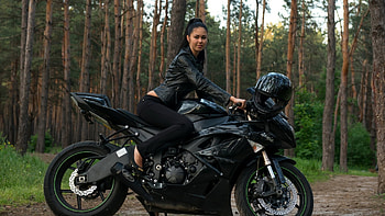 Kawasaki Ninja, Girls and Motorcycles HD wallpaper