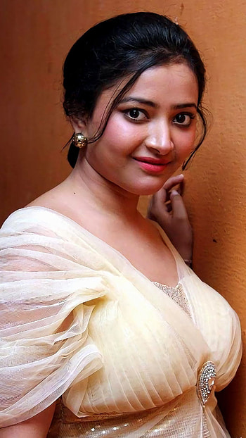 Swetha basu prasad, cute doll, , telugu actress, sexy gorgeous HD phone wallpaper
