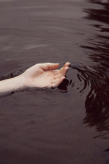 Water, Hand, Miscellanea, Miscellaneous, Ripples, Ripple, Wavy, Fingers HD phone wallpaper