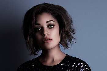 Antonia Thomas, Good Doctor future, Lovesick HD wallpaper