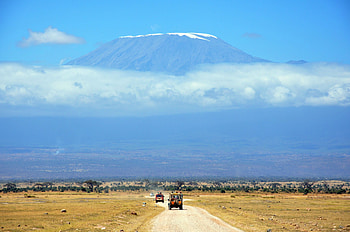 Mount Kilimanjaro, Day trip, Perfect safaris, African adventure HD wallpaper
