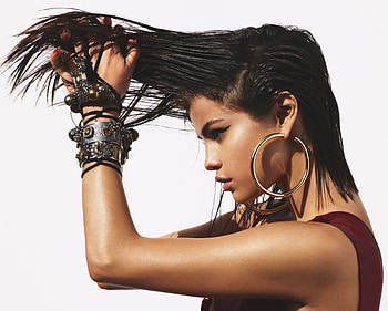 Selena Gomez American Vogue, selena-gomez, celebrities, music, girls HD wallpaper