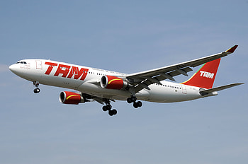 TAM Linhas Aereas, Brazilian airline, LATAM partnership, South American travel HD wallpaper