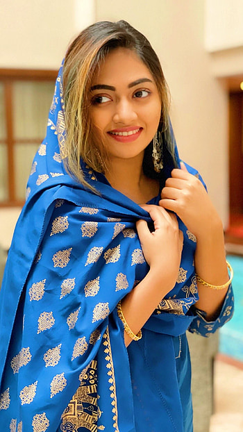 Shalin zoya, malayalam actress HD phone wallpaper