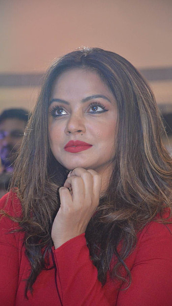 Neetu chandra, tamil actress HD phone wallpaper