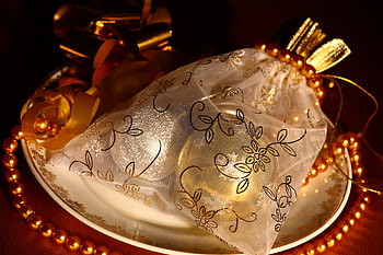 Merry Christmas, gentle, graphy, elegantly, beautiful, gold balls, nice, happy new year, decoration, holiday, cool HD wallpaper
