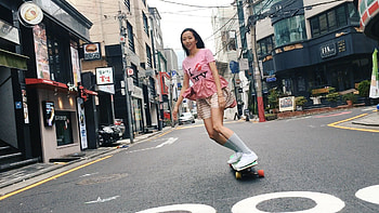 Ko Hyojoo, Girl Skateboarding HD wallpaper