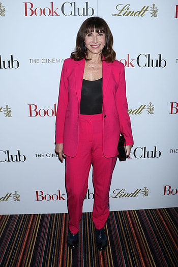 Mary Steenburgen, Style, Clothes, Outfits HD phone wallpaper