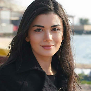 özge Yağız ` özge Yağız in 2020. Beautiful girl face, Beauty full girl, Beauty girl, Özge Yağız HD phone wallpaper