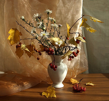 Autumn Vase 5, art , still life, table, autumnn fall, vase, flowers, nice HD wallpaper