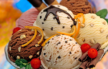 Sumptuous frozen desserts, Creamy goodness, Irresistible flavors, Refreshing treats HD wallpaper
