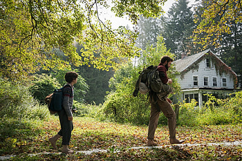 A Quiet Place , Mesmerizing visuals, Thrilling suspense, Silent terror HD wallpaper