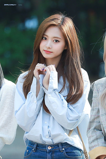 tzuyu pics on Twitter. Korean girl groups, Beautiful girl , Kpop girls, Chou Tzuyu HD phone wallpaper