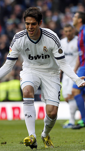 Kaka, Real Madrid , Mobile u0026 Tablet HD phone wallpaper